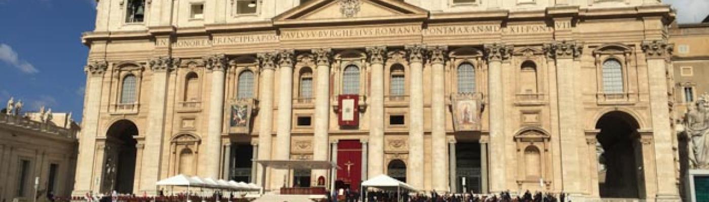 Papstmesse auf dem Petersplatz